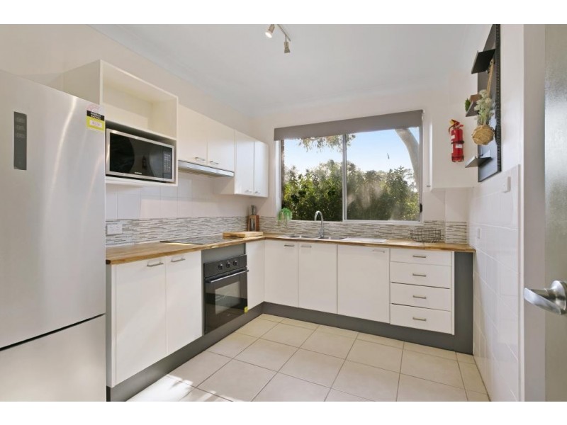 1/15 Kikarra Crescent, Hawks Nest NSW 2324
