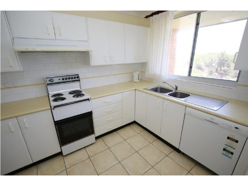 15/21 Beach Road, Hawks Nest NSW 2324