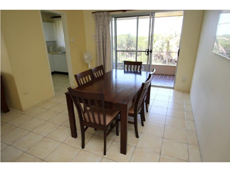 15/21 Beach Road, Hawks Nest NSW 2324