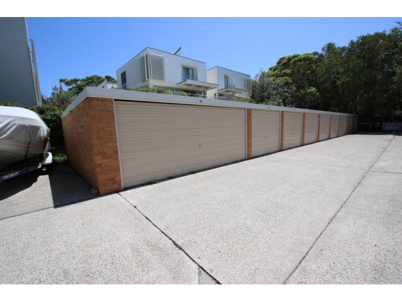 15/21 Beach Road, Hawks Nest NSW 2324
