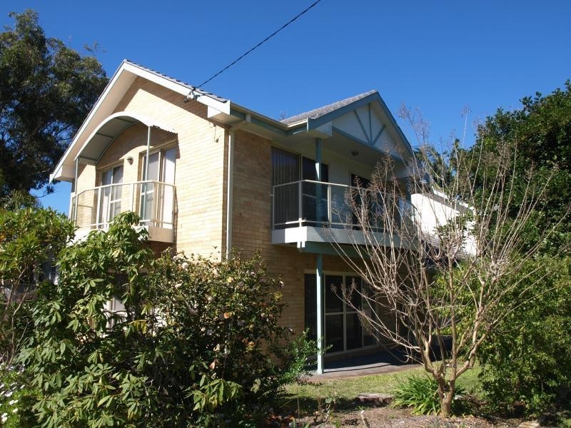 2/2 Cooloon Street, Hawks Nest NSW 2324
