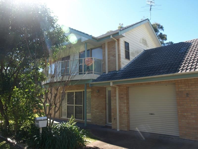 2/2 Cooloon Street, Hawks Nest NSW 2324