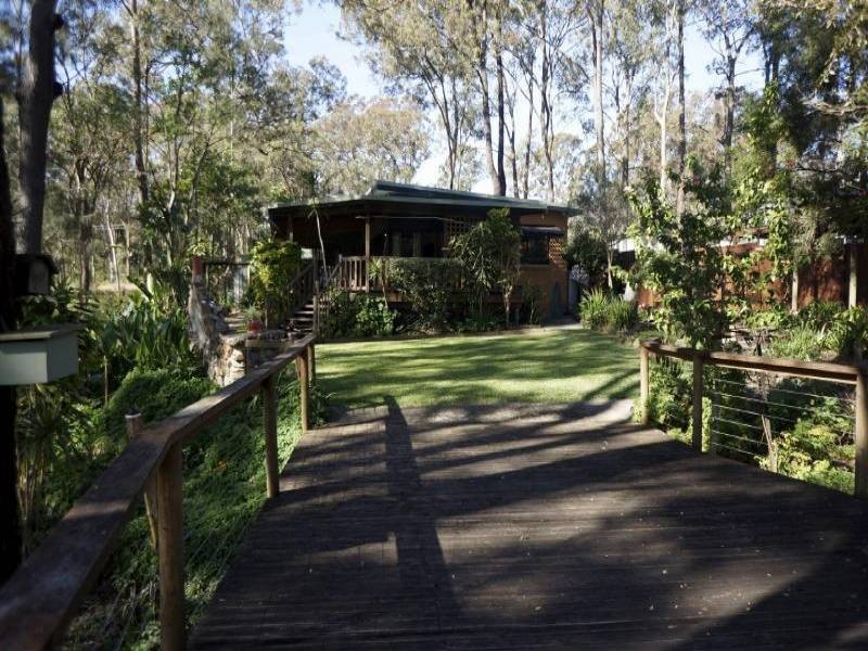 7 Pleasant View Parade, Bundabah NSW 2324