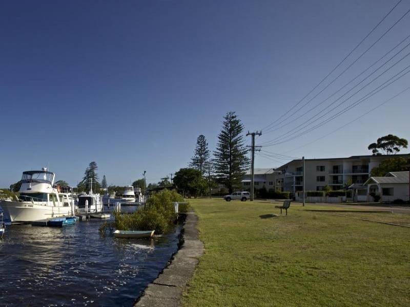 19 Marine Drive, Tea Gardens NSW 2324