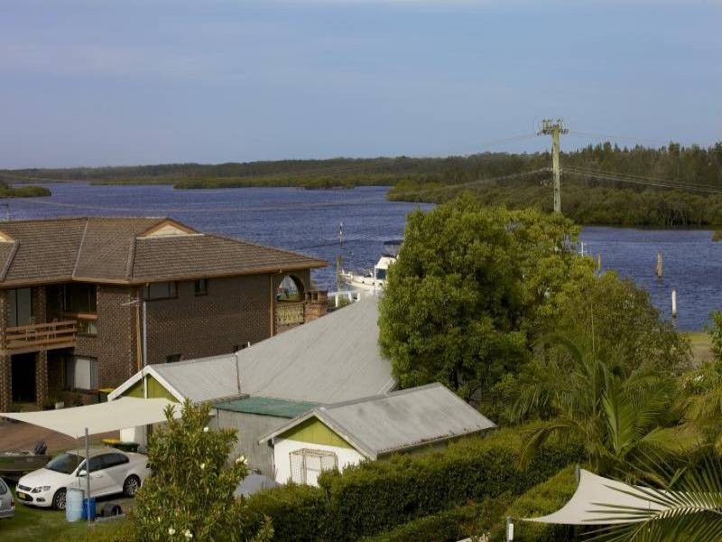 19 Marine Drive, Tea Gardens NSW 2324
