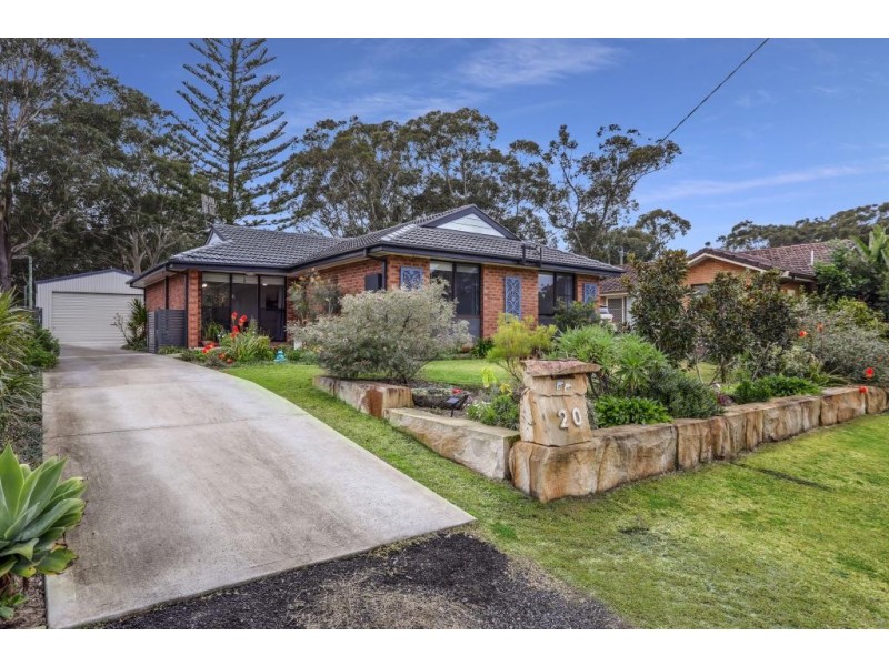 20 Dolphin Avenue, Hawks Nest NSW 2324