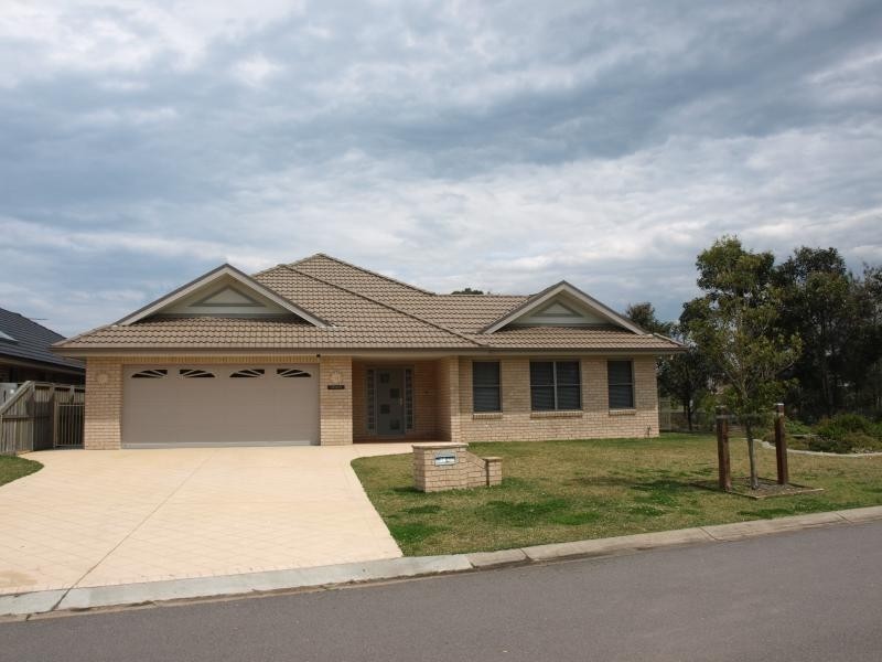 28 Leeward Circuit, Tea Gardens NSW 2324