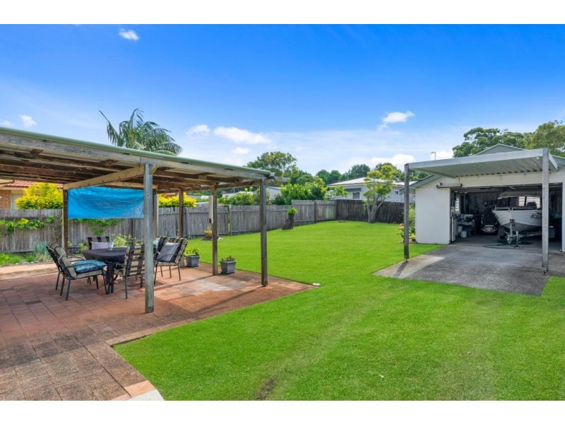 15  Mermaid Avenue, Hawks Nest NSW 2324