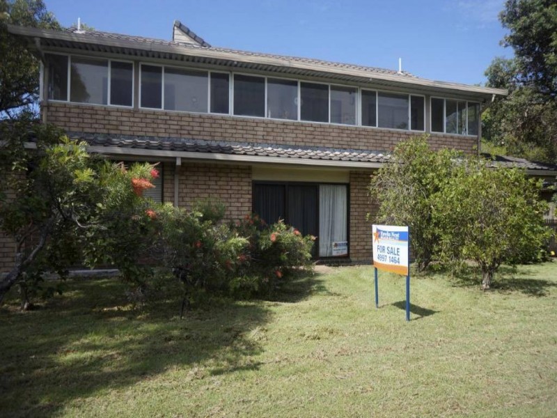 2/76 Mirreen Street, Hawks Nest NSW 2324