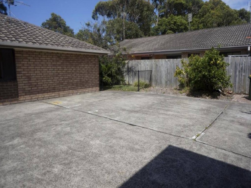 2/76 Mirreen Street, Hawks Nest NSW 2324