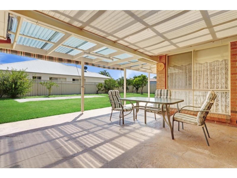 27 Dunshea Avenue, Tea Gardens NSW 2324