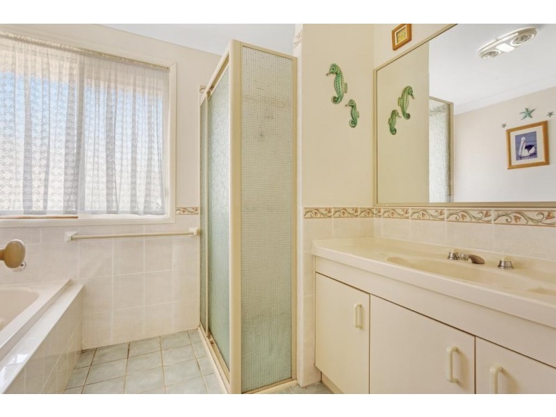 27 Dunshea Avenue, Tea Gardens NSW 2324