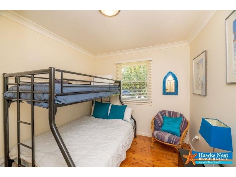 44 Yamba Street, Hawks Nest NSW 2324