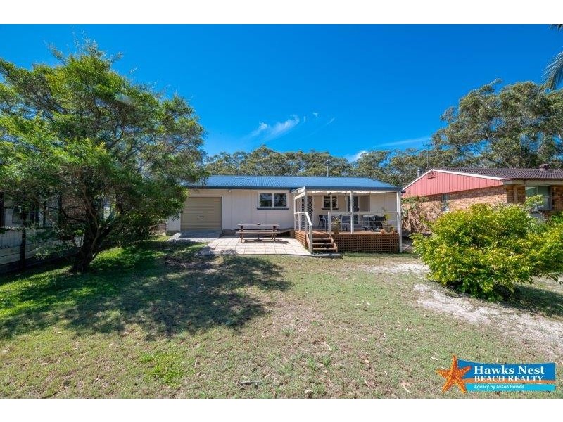 44 Yamba Street, Hawks Nest NSW 2324