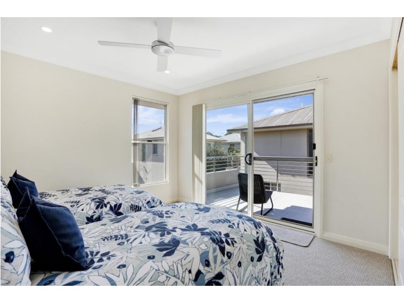 5/8-10 Moola Street, Hawks Nest NSW 2324