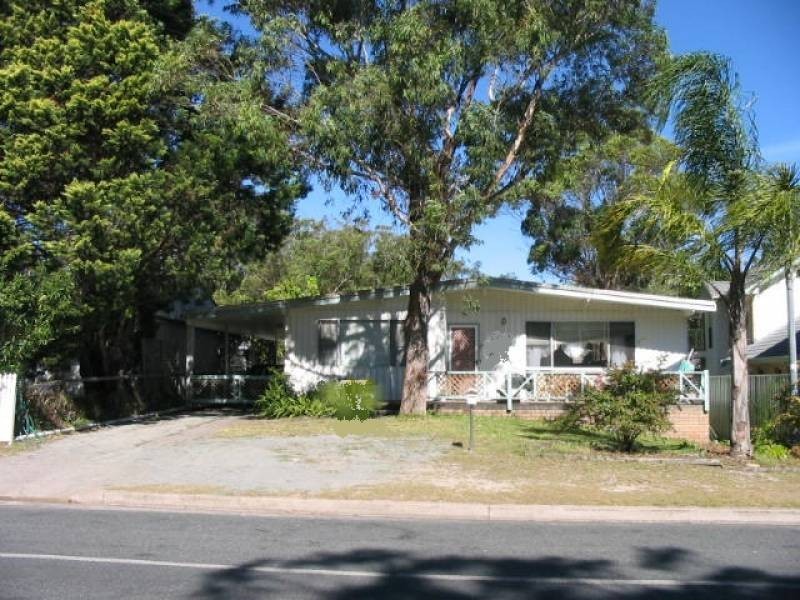 76 Booner Street, Hawks Nest NSW 2324