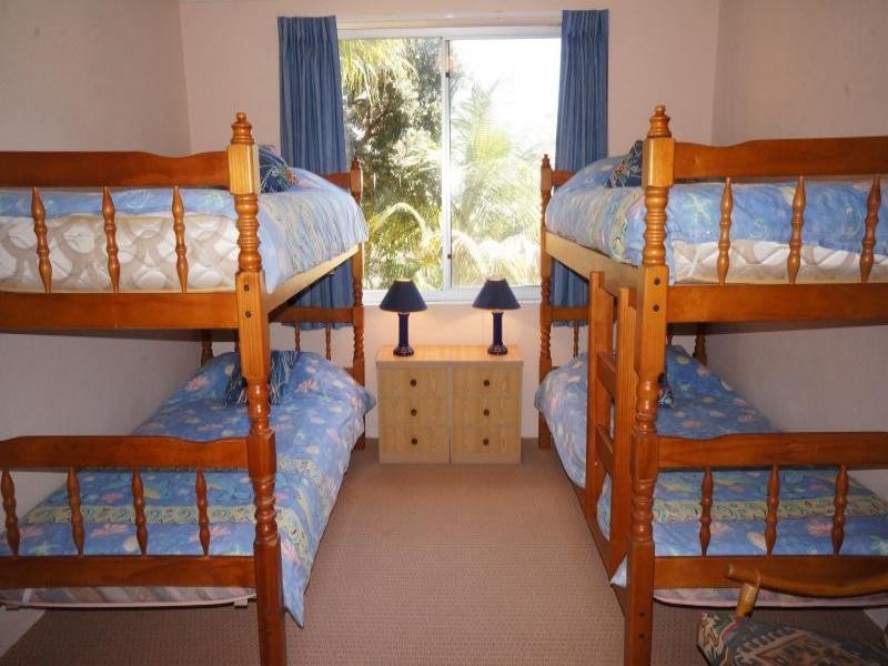 8/21 Beach Road, Hawks Nest NSW 2324