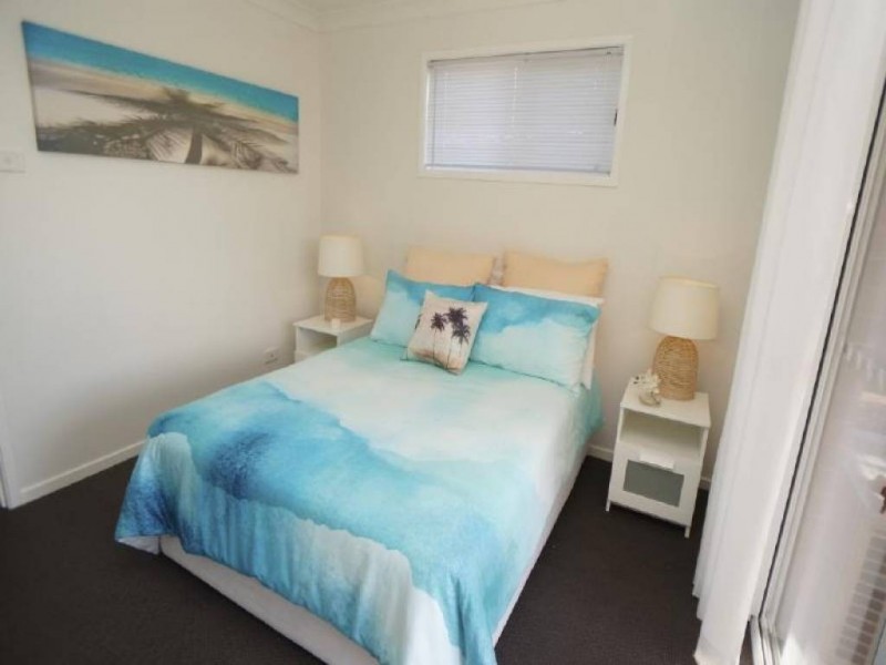 8 Langi Street, Hawks Nest NSW 2324