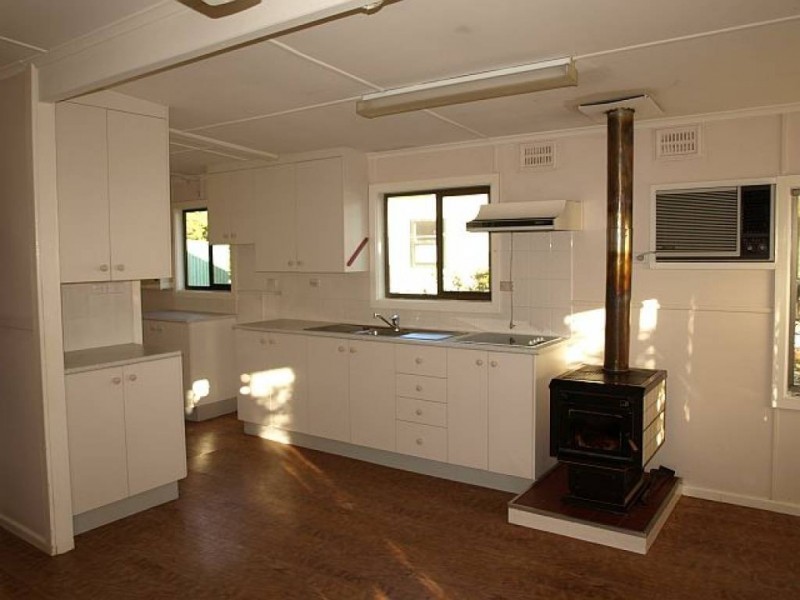 28 Kurrawong Avenue, Hawks Nest NSW 2324