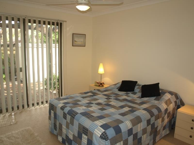 1 & 2/4 Carinya Close, Hawks Nest NSW 2324