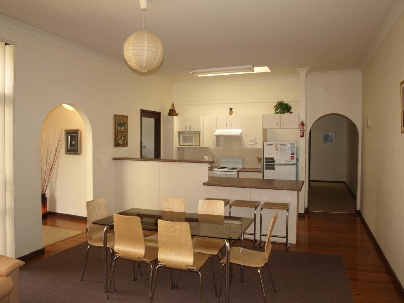 1 & 2/4 Carinya Close, Hawks Nest NSW 2324