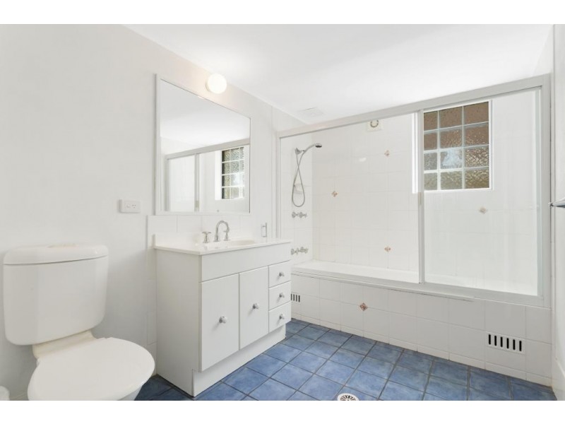 1/4 Kikarra Crescent, Hawks Nest NSW 2324