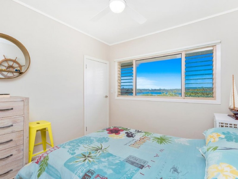 21/2 Creek Street, Hastings Point NSW 2489