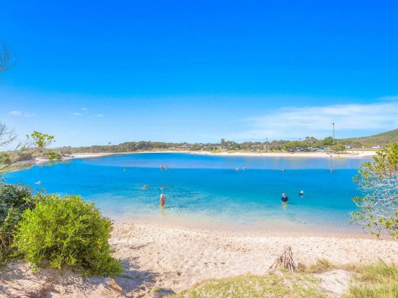 21/2 Creek Street, Hastings Point NSW 2489