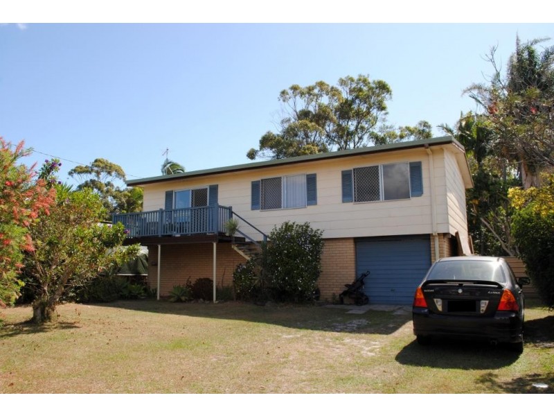 6 Kurrajong Avenue, Bogangar NSW 2488