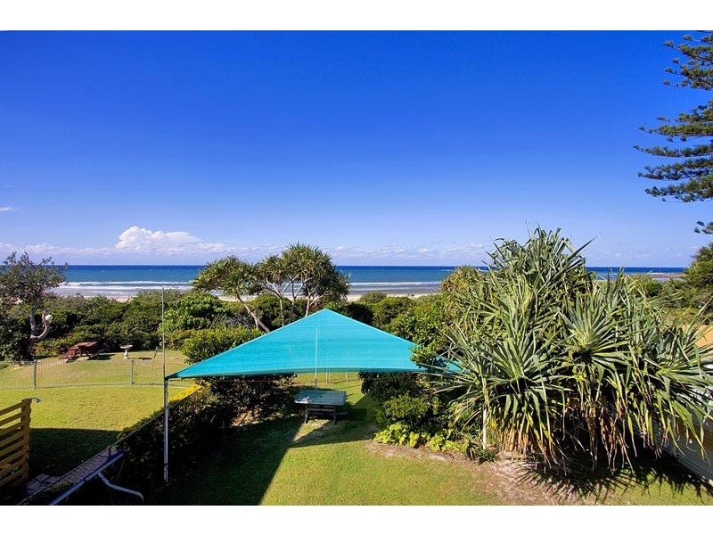 8 Tweed Coast Road, Hastings Point NSW 2489