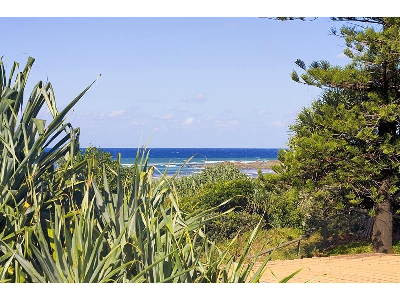 8 Tweed Coast Road, Hastings Point NSW 2489