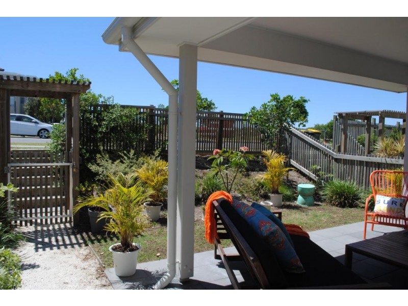 2/15 Dianella Drive, Casuarina NSW 2487