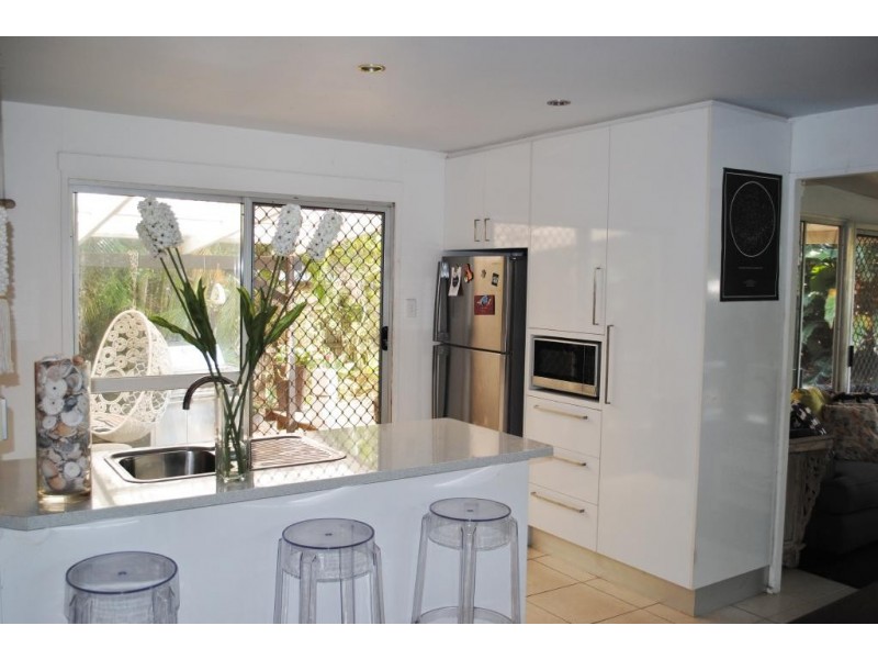 9 Mimosa Ave, Bogangar NSW 2488