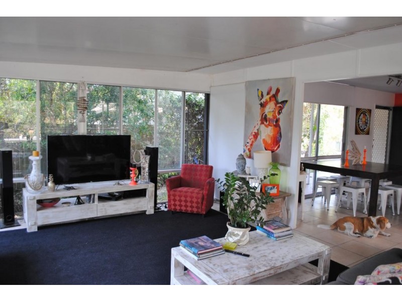 9 Mimosa Ave, Bogangar NSW 2488