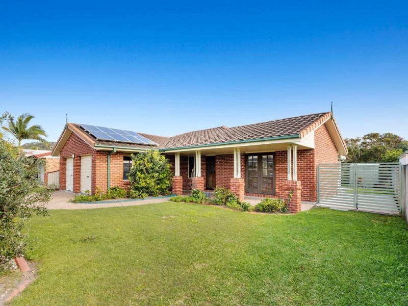 16 Watergum Place, Bogangar NSW 2488