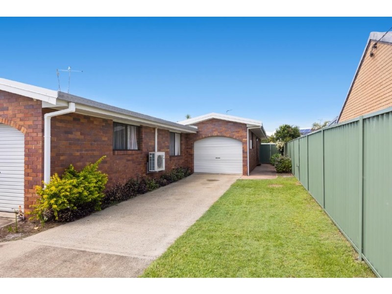 2/9 Oleander Avenue, Bogangar NSW 2488