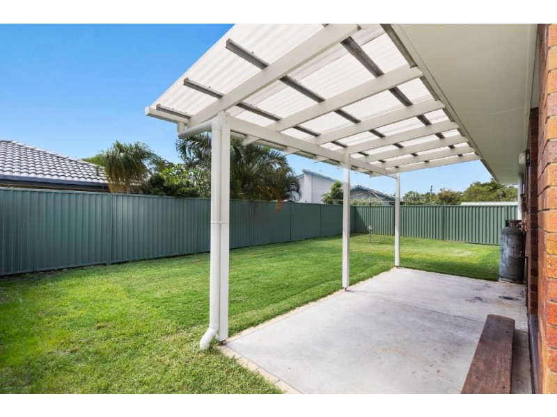 2/9 Oleander Avenue, Bogangar NSW 2488
