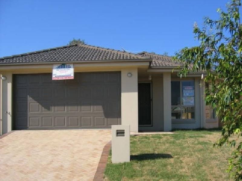Sandstone Point QLD 4511