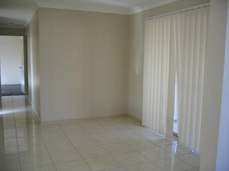 Sandstone Point QLD 4511