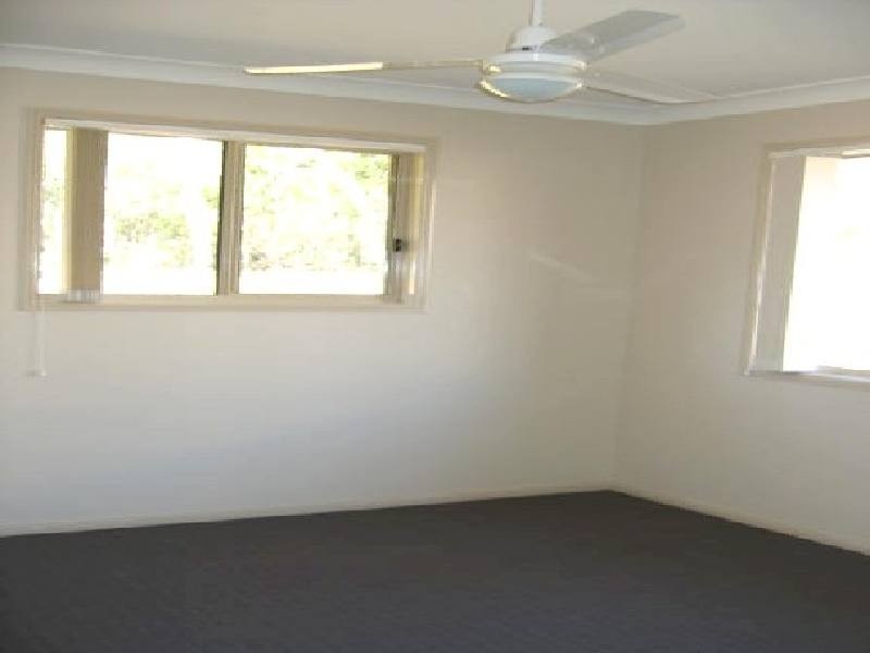 Sandstone Point QLD 4511