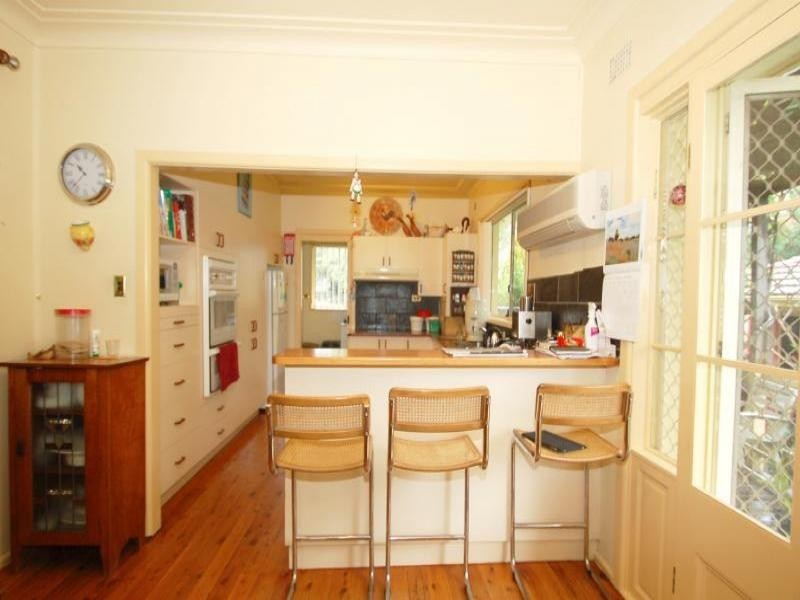 1 Greenway Crescent, Windsor NSW 2756