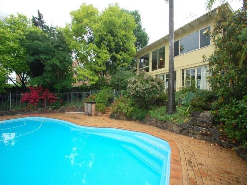 1 Greenway Crescent, Windsor NSW 2756