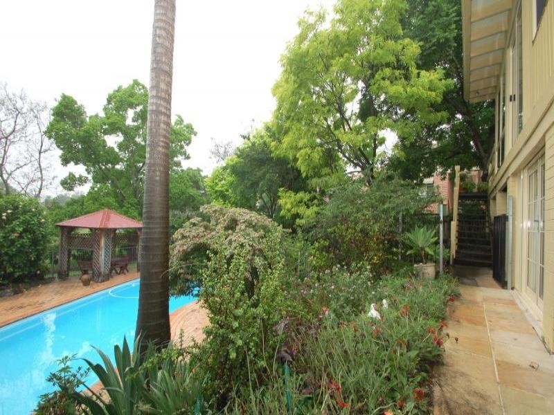 1 Greenway Crescent, Windsor NSW 2756