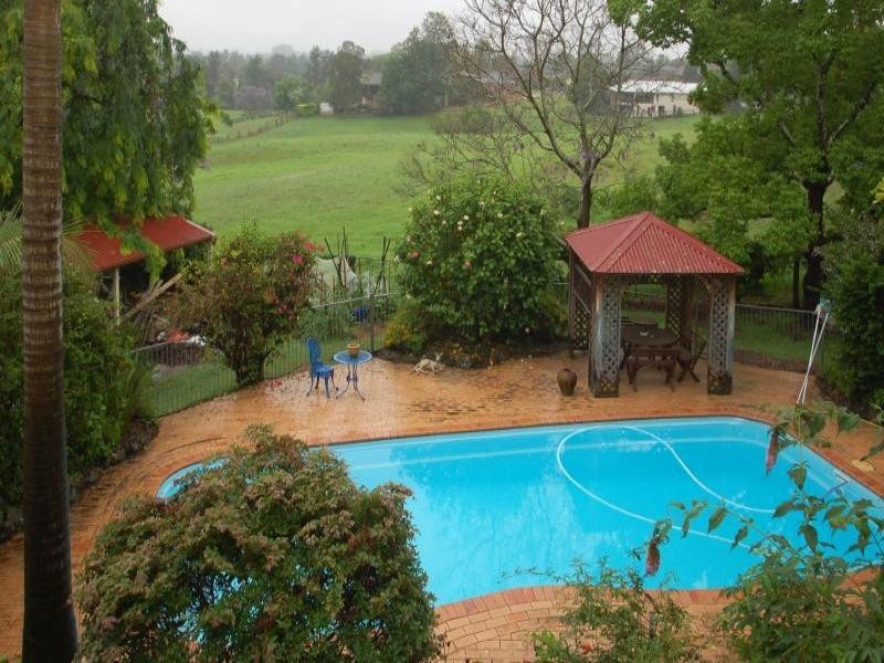 1 Greenway Crescent, Windsor NSW 2756