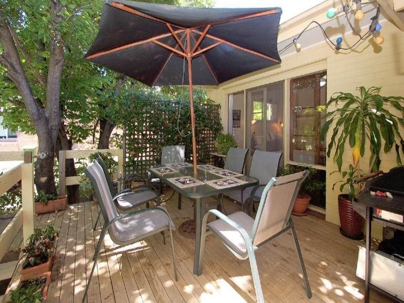 1 Greenway Crescent, Windsor NSW 2756