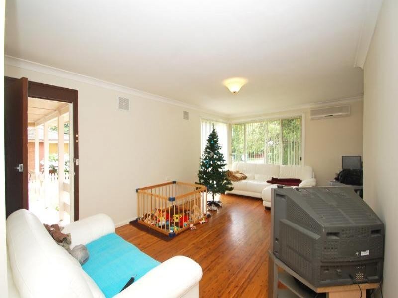 3 Clarke Avenue, Richmond NSW 2753