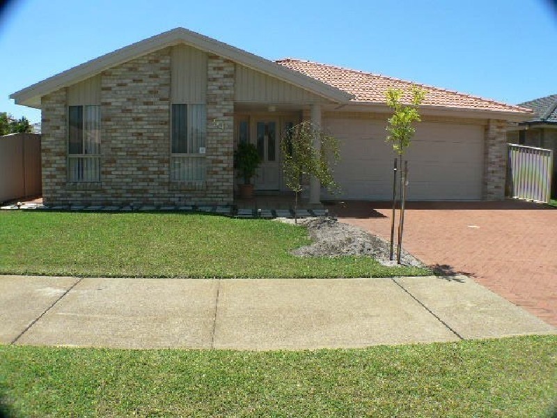 50 Grandis Drive, Tuncurry NSW 2428