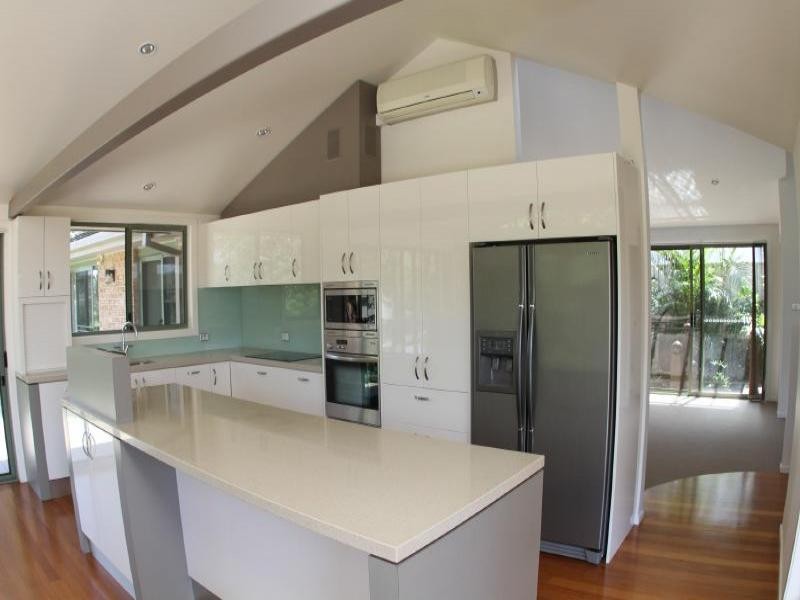 3 Zamia Place, Forster NSW 2428