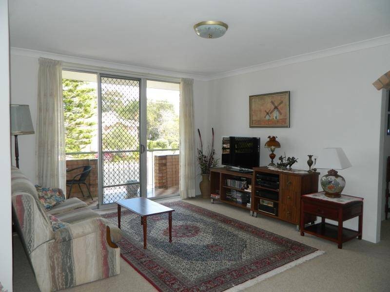 9/25-27 Peel Street, Tuncurry NSW 2428