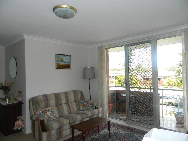 9/25-27 Peel Street, Tuncurry NSW 2428